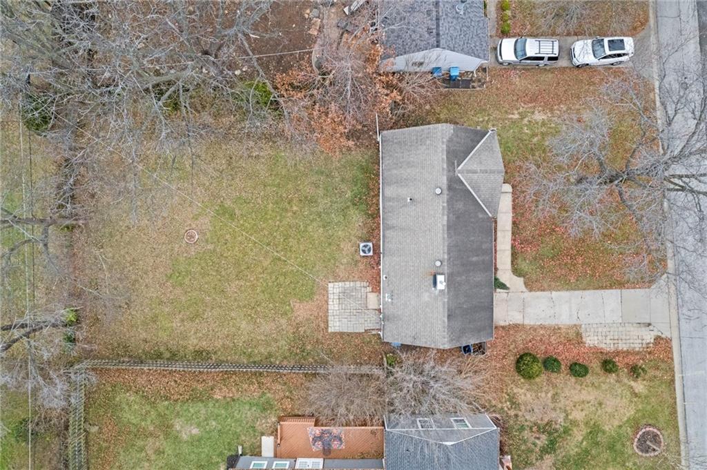 2801 W 76th Street