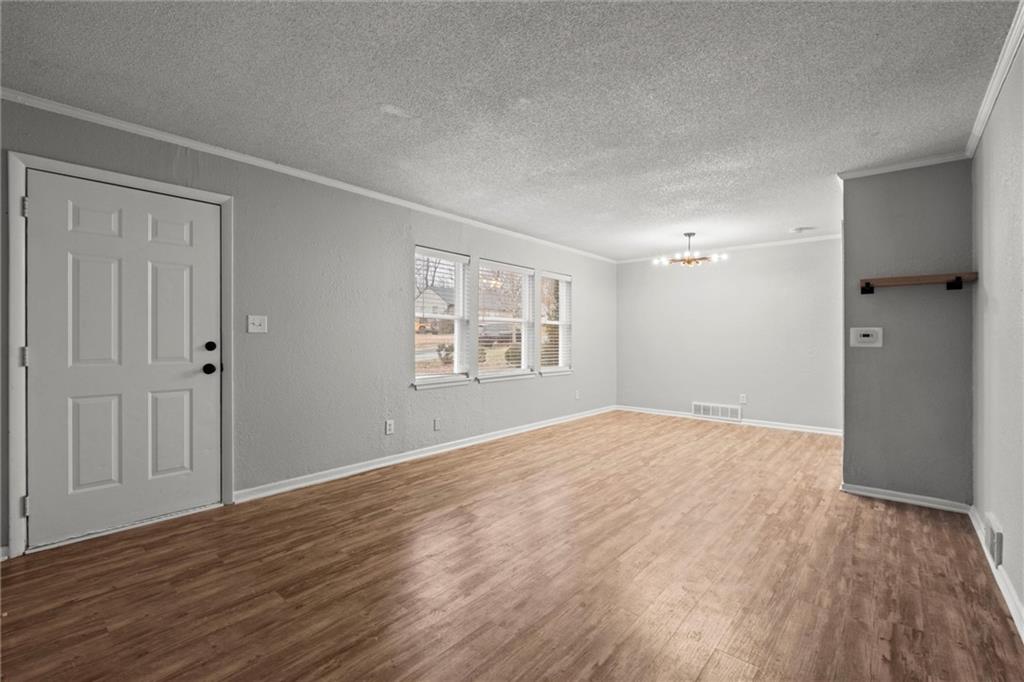 2801 W 76th Street