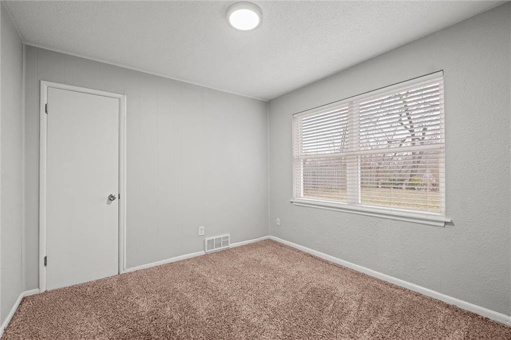 2801 W 76th Street