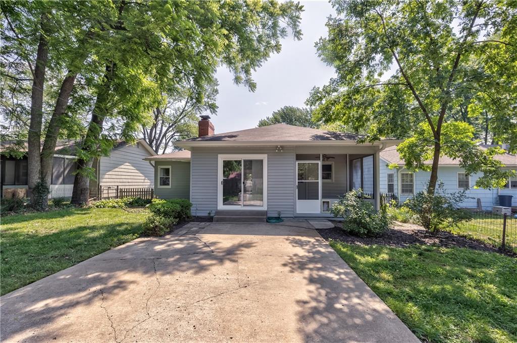8316 Locust Street