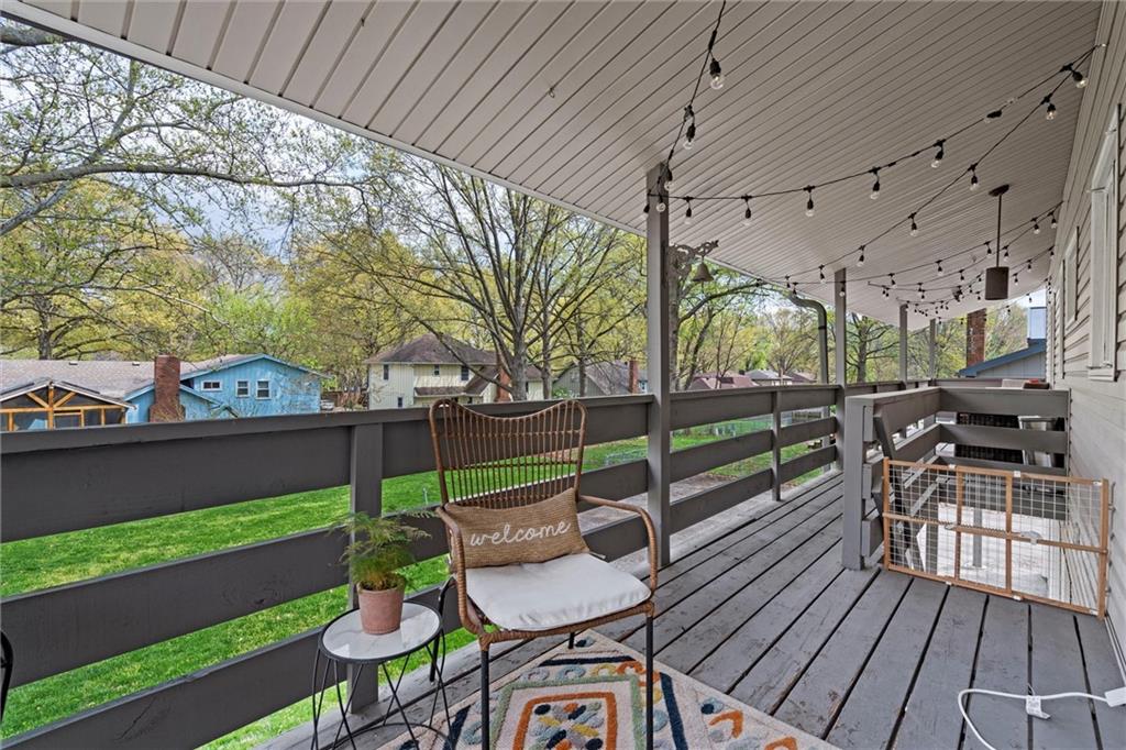 328 S Meadowbrook Lane
