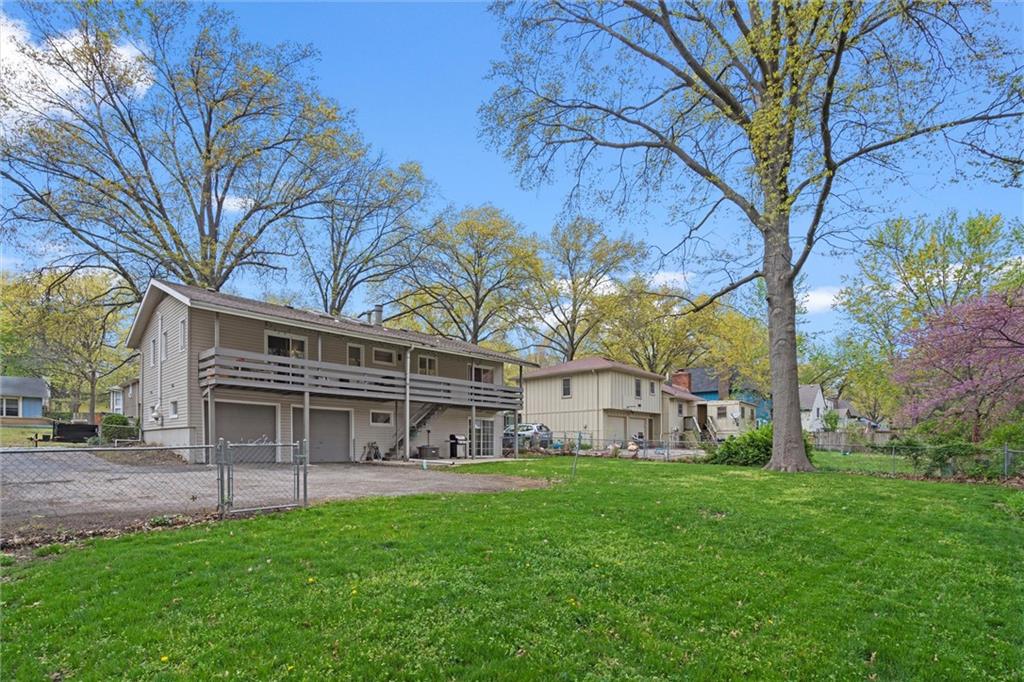 328 S Meadowbrook Lane