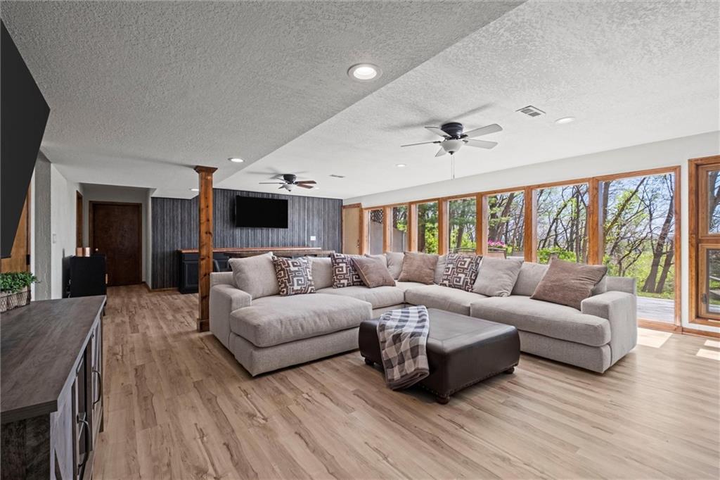 5342 NW Platte Road