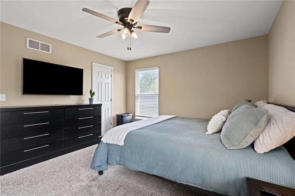 508 NW Village Drive
