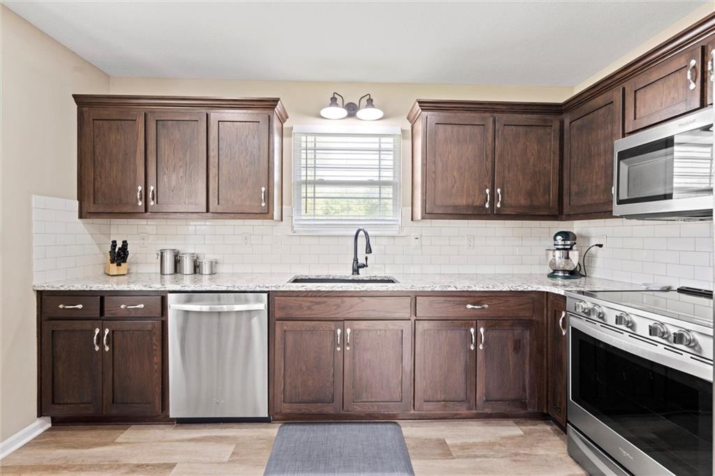 508 NW Village Drive