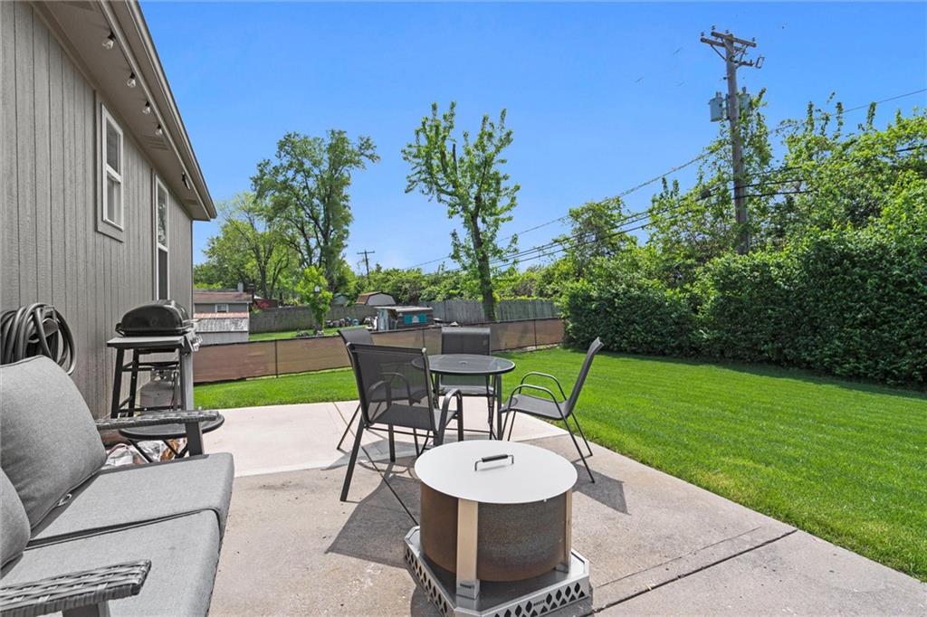 508 NW Village Drive