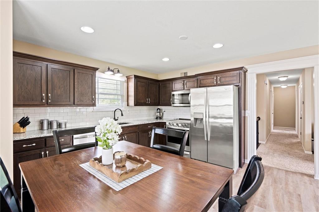 508 NW Village Drive