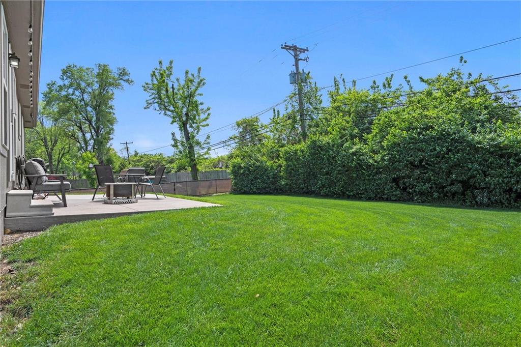 508 NW Village Drive