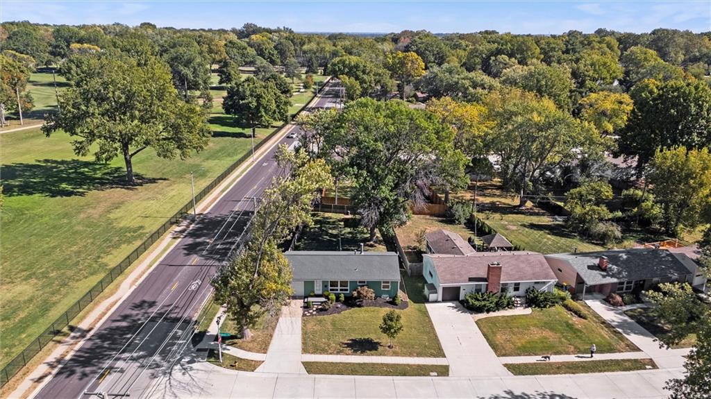 7101 Robinson Drive
