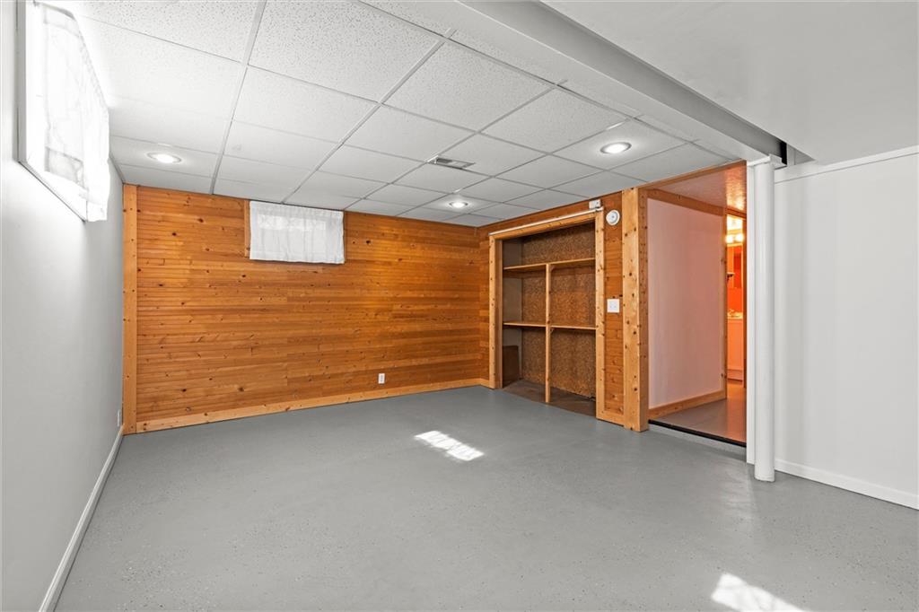 7101 Robinson Drive