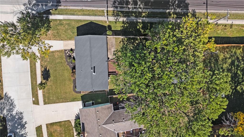 7101 Robinson Drive