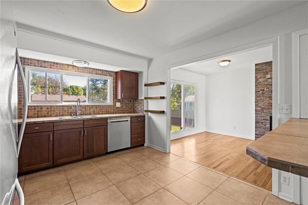 7101 Robinson Drive