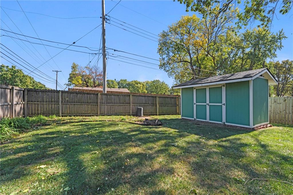 7101 Robinson Drive