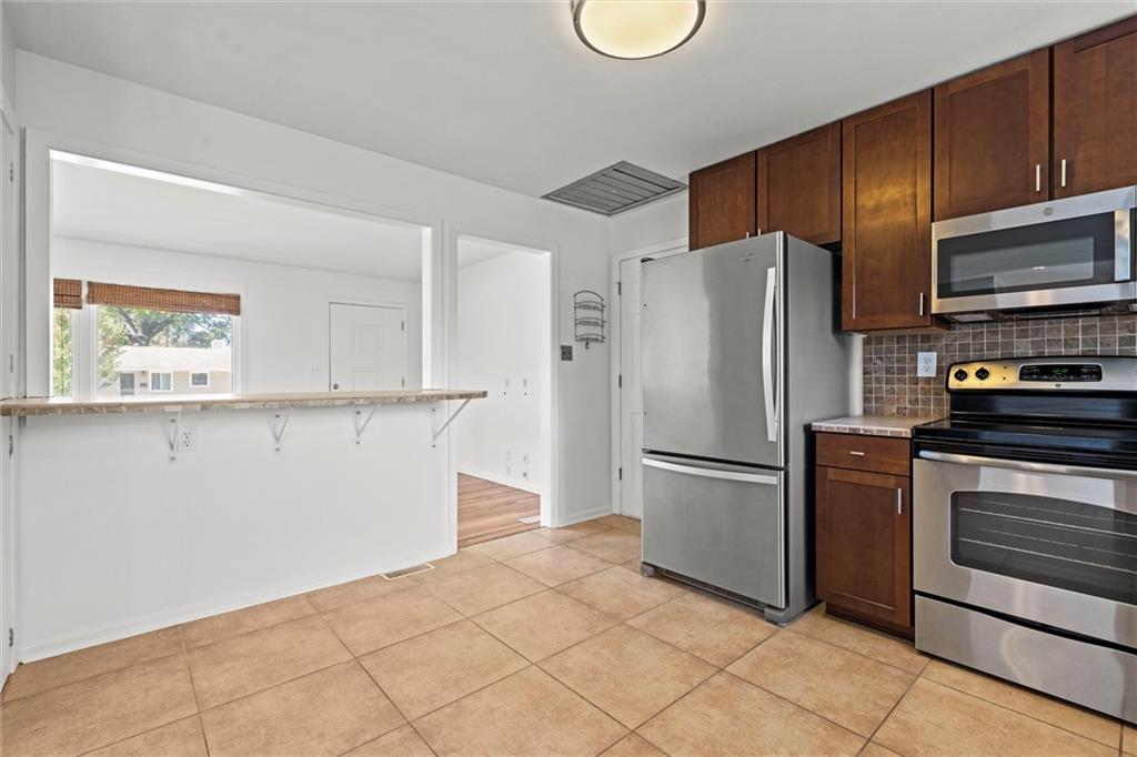 7101 Robinson Drive
