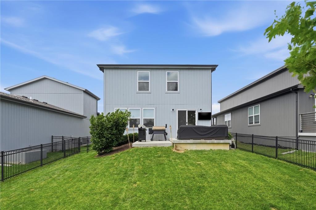 18025 Hauser Street