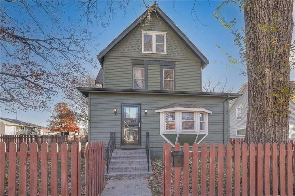 601 S INDEPENDENCE Street