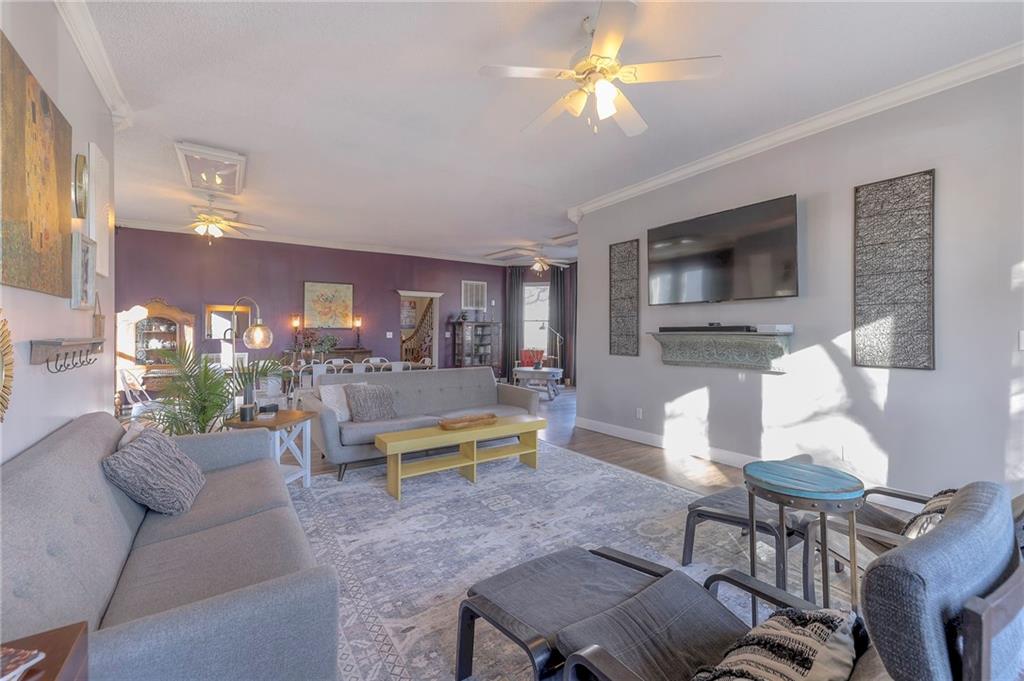 601 S INDEPENDENCE Street