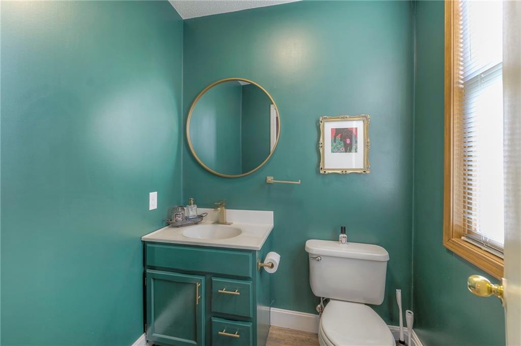 601 S INDEPENDENCE Street