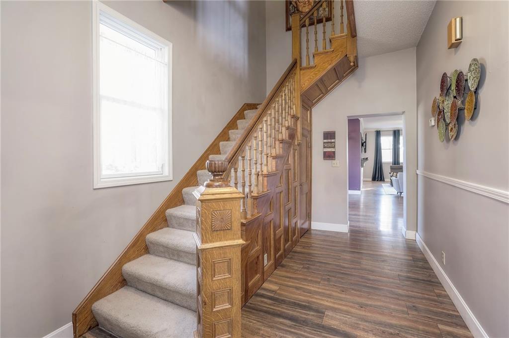 601 S INDEPENDENCE Street