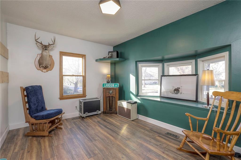 601 S INDEPENDENCE Street