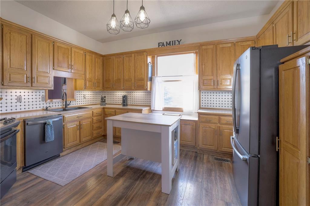 601 S INDEPENDENCE Street