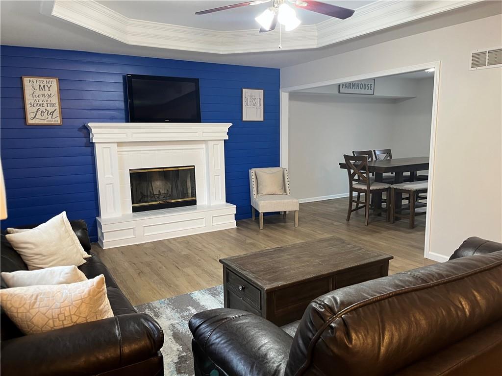 1208 NW Kingston Drive