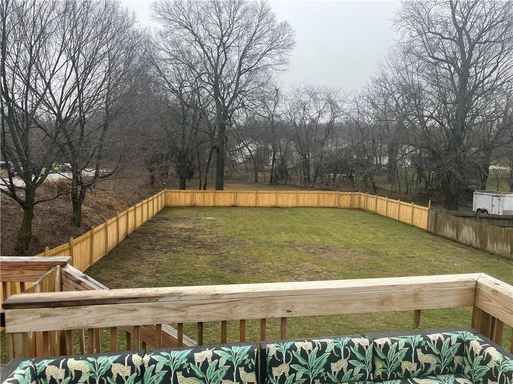 1208 NW Kingston Drive