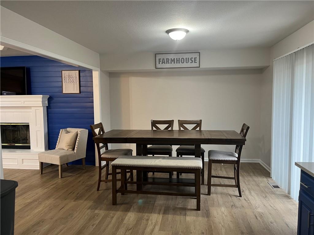 1208 NW Kingston Drive