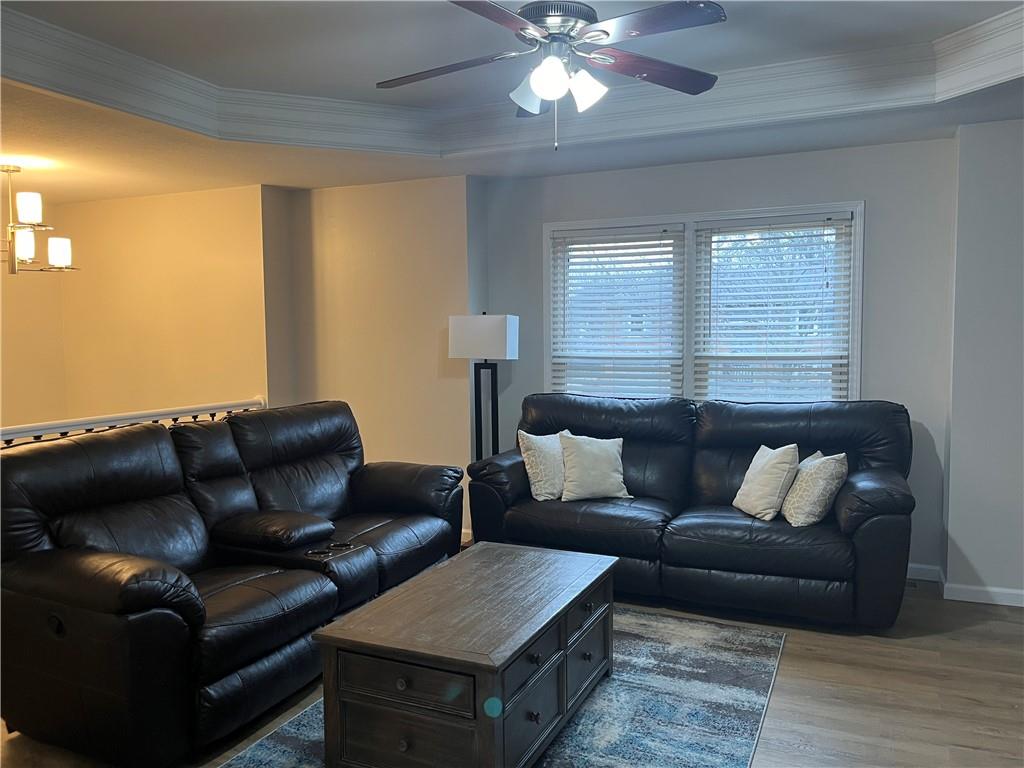 1208 NW Kingston Drive