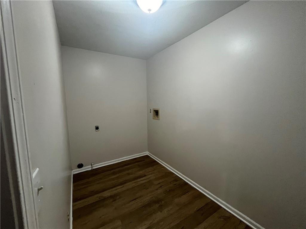 1208 NW Kingston Drive