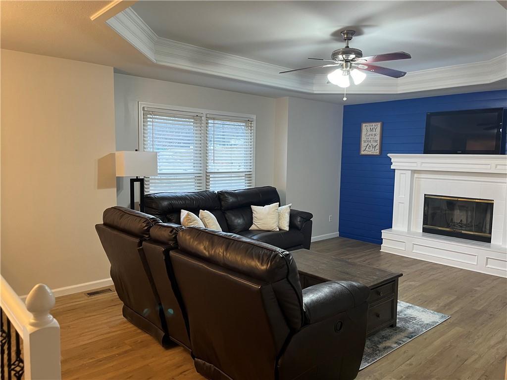 1208 NW Kingston Drive