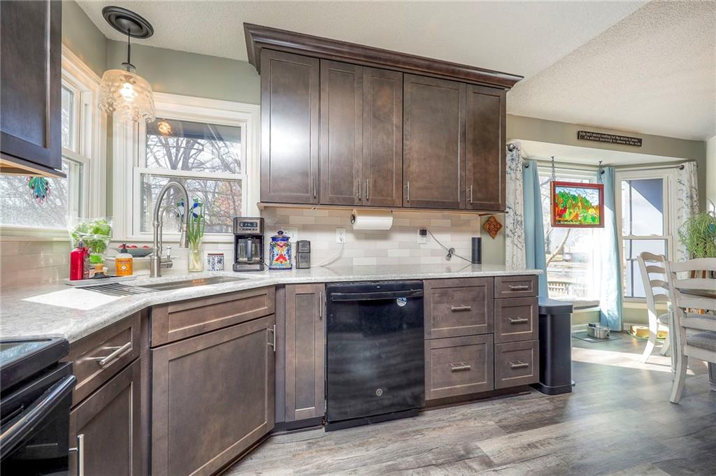 12500 S Cottonwood Drive