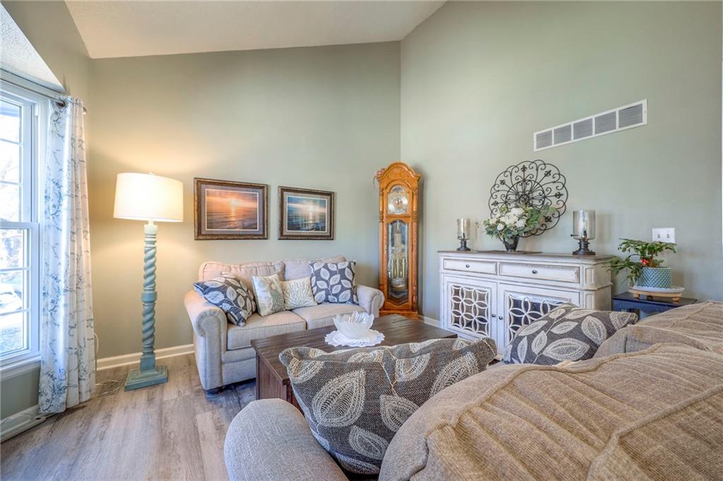 12500 S Cottonwood Drive