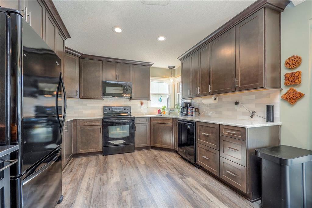 12500 S Cottonwood Drive