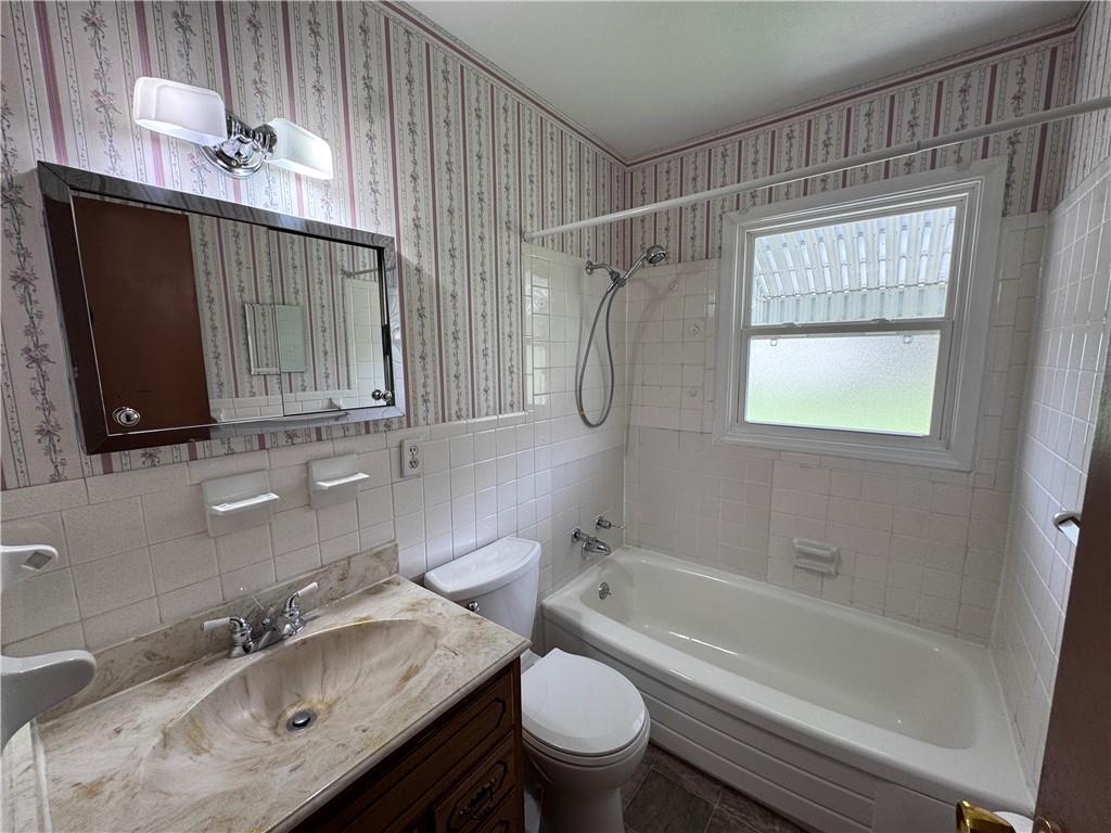 1313 N Cedar Crest Drive