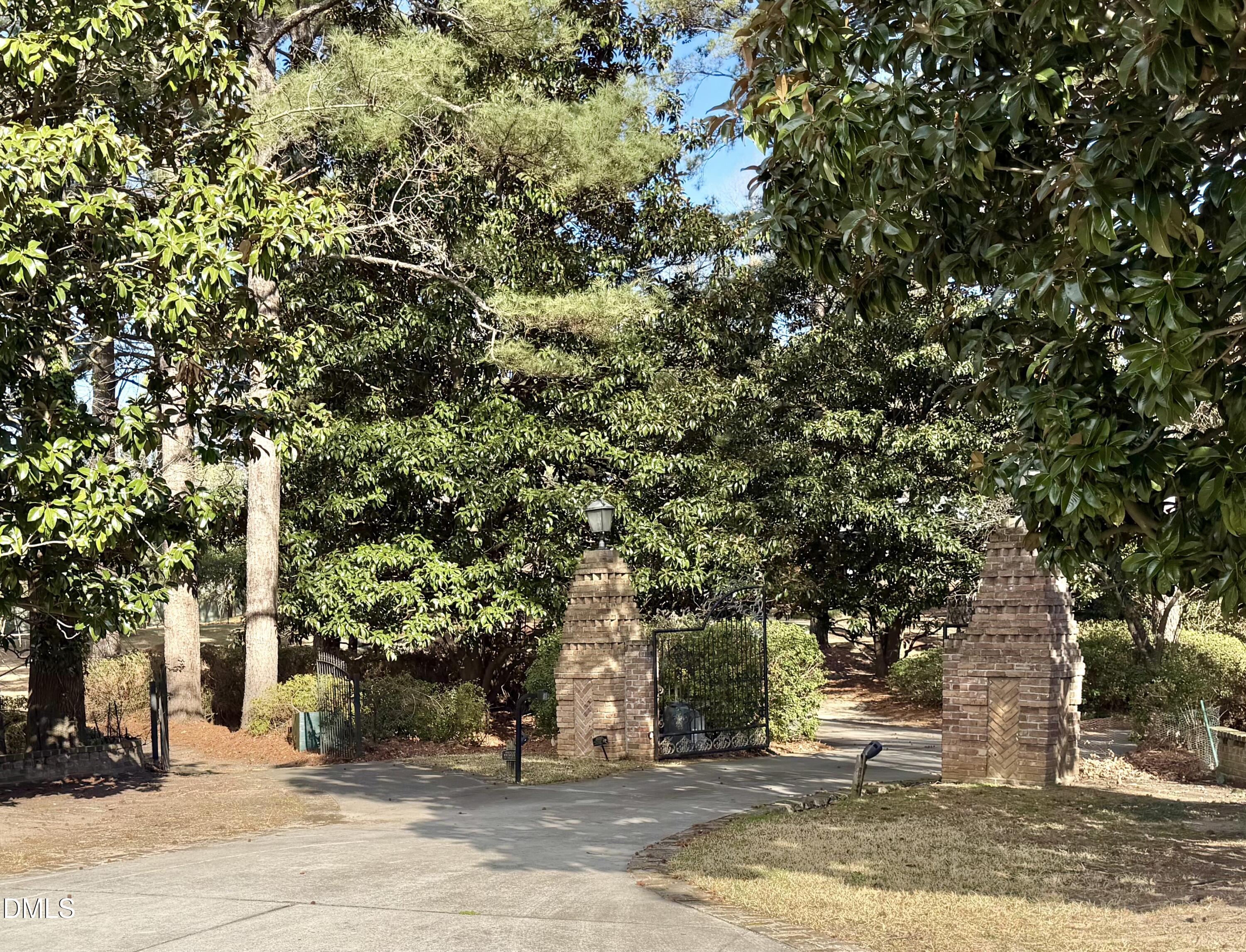 173 Park Circle