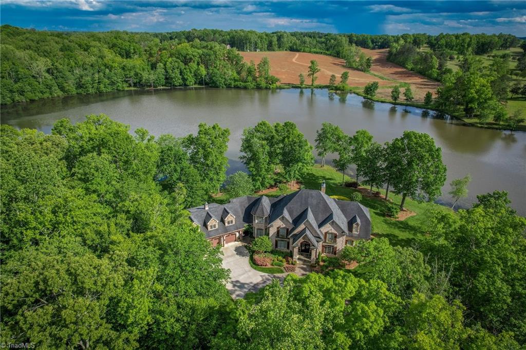 302 Chestnut Trail