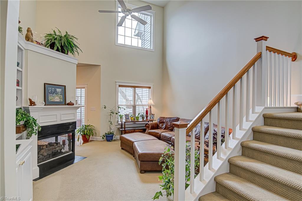 5823 Kenville Green Circle