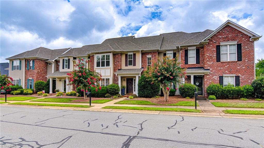 5823 Kenville Green Circle