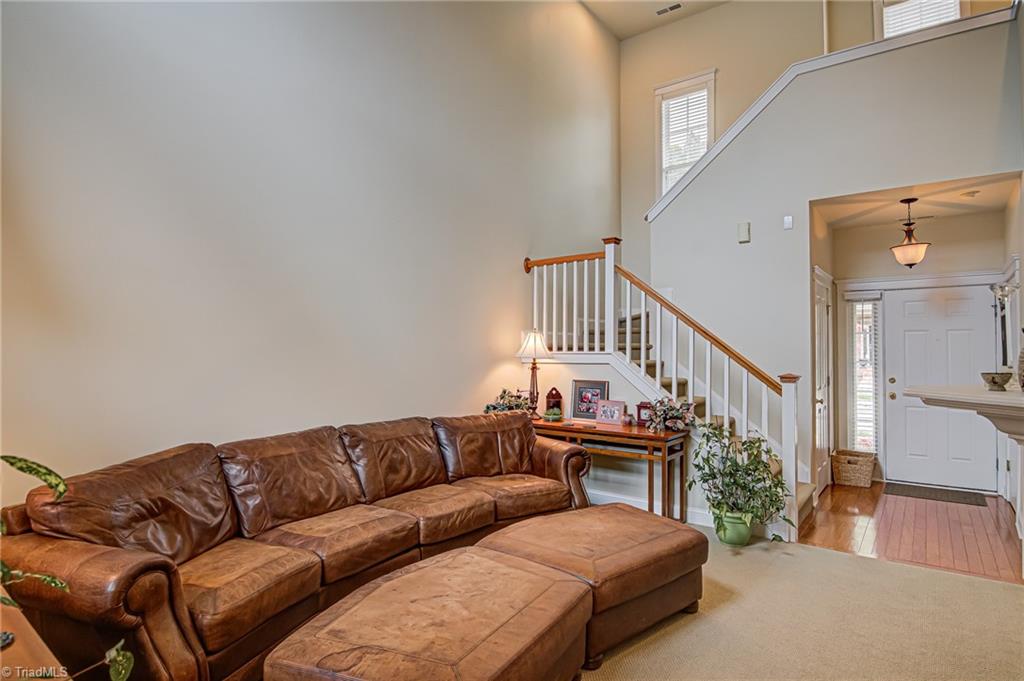 5823 Kenville Green Circle