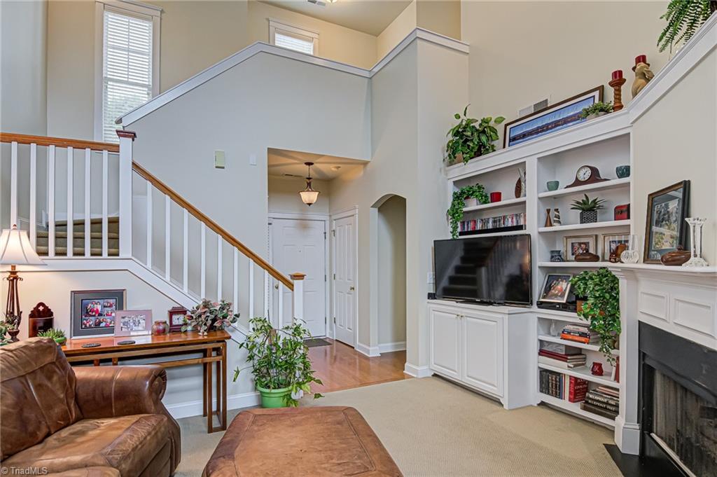 5823 Kenville Green Circle