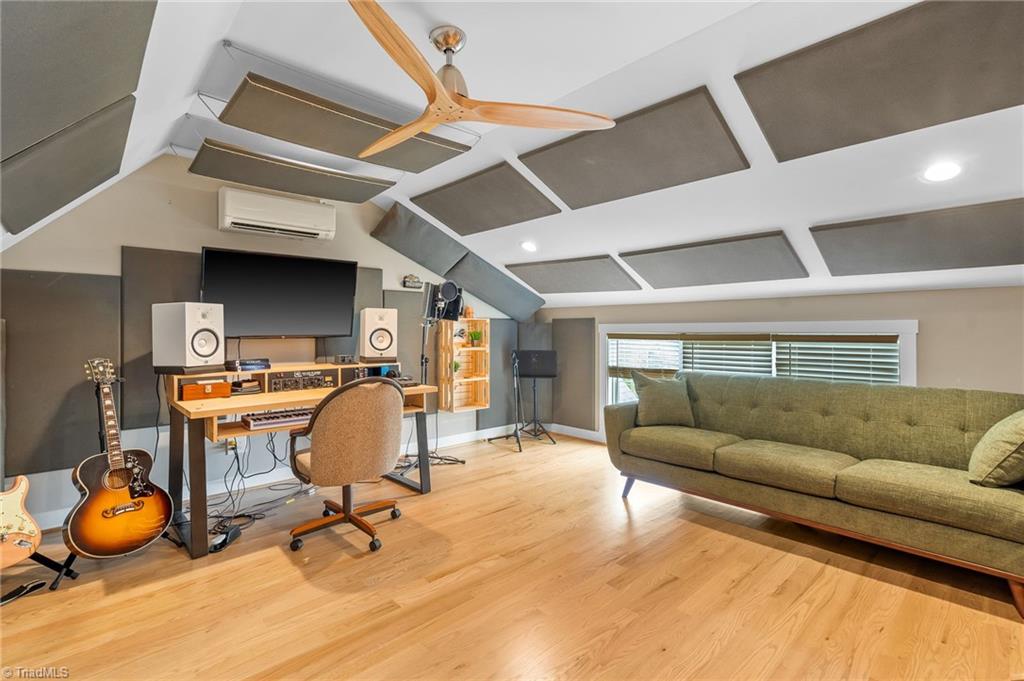 7501 Bentridge Forest Drive