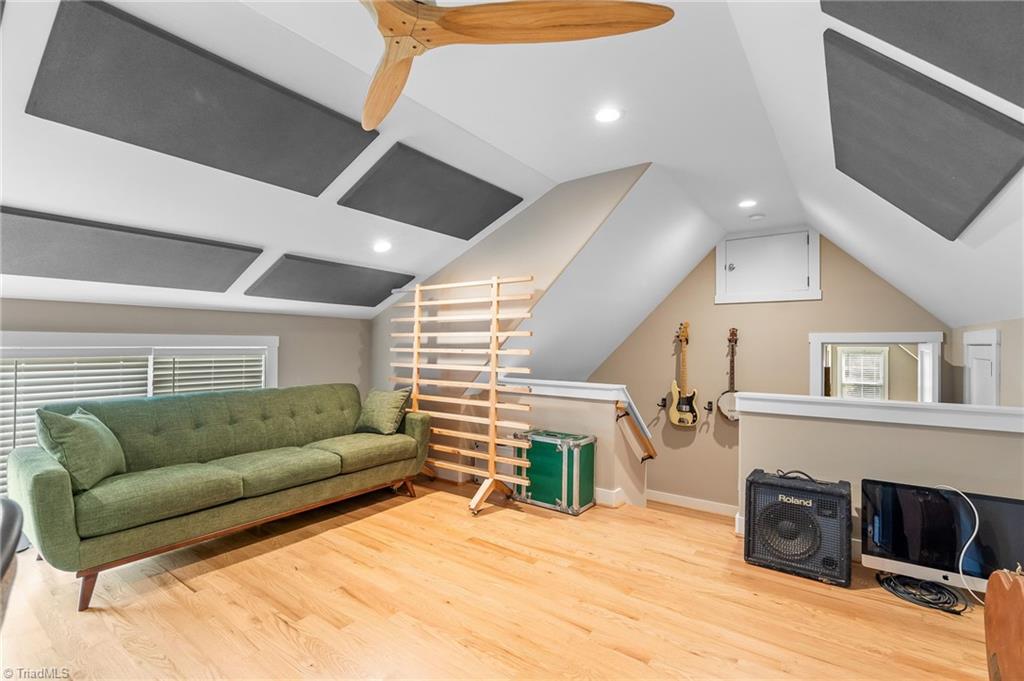 7501 Bentridge Forest Drive