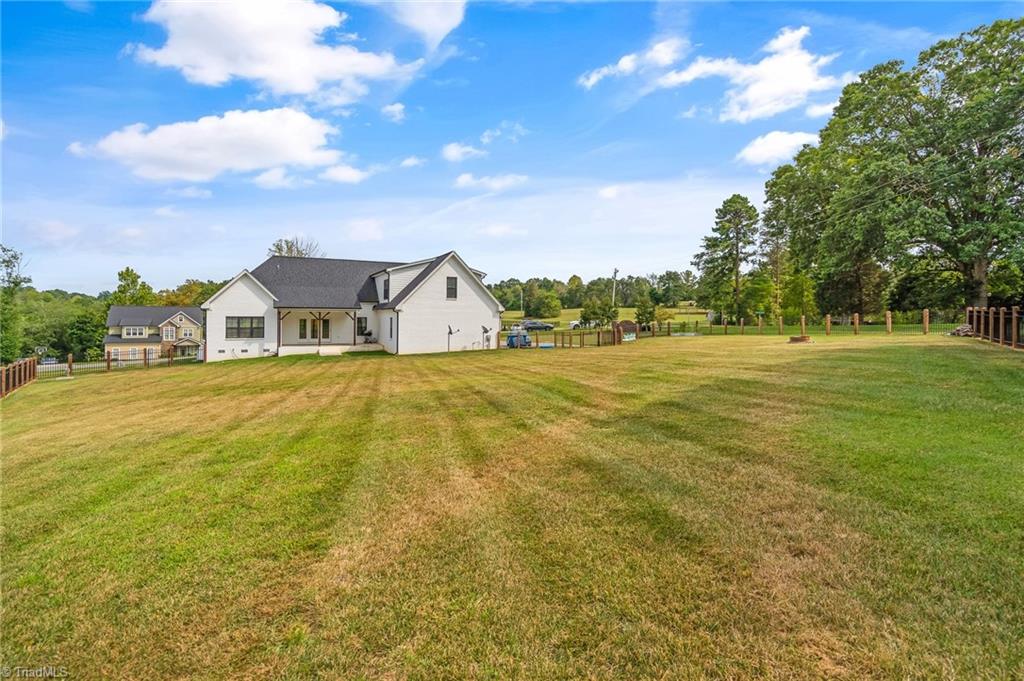 7501 Bentridge Forest Drive