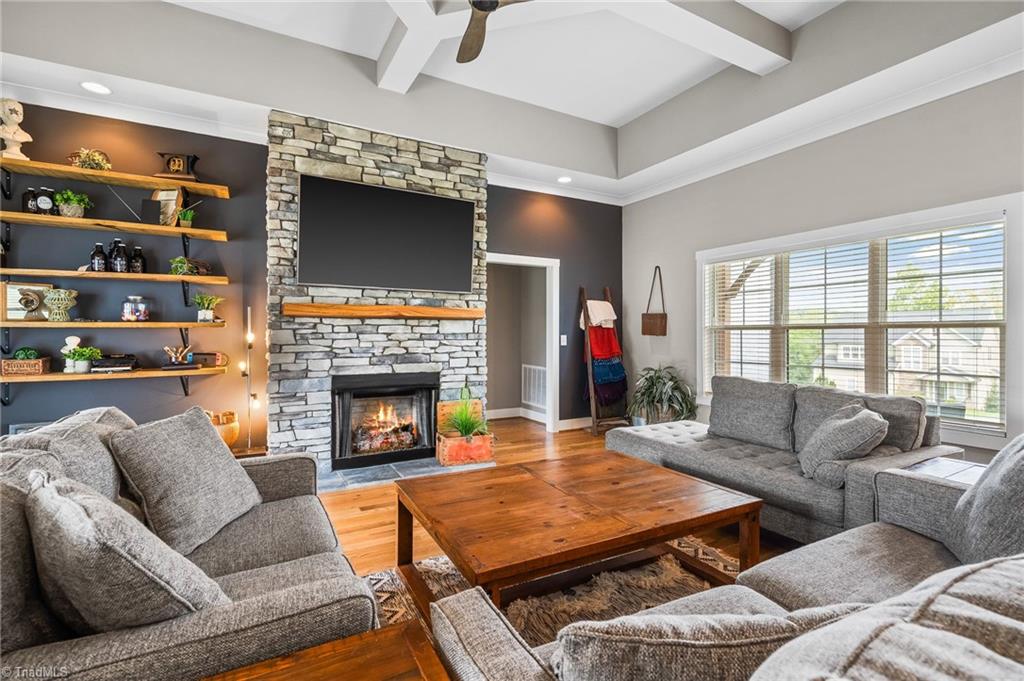 7501 Bentridge Forest Drive