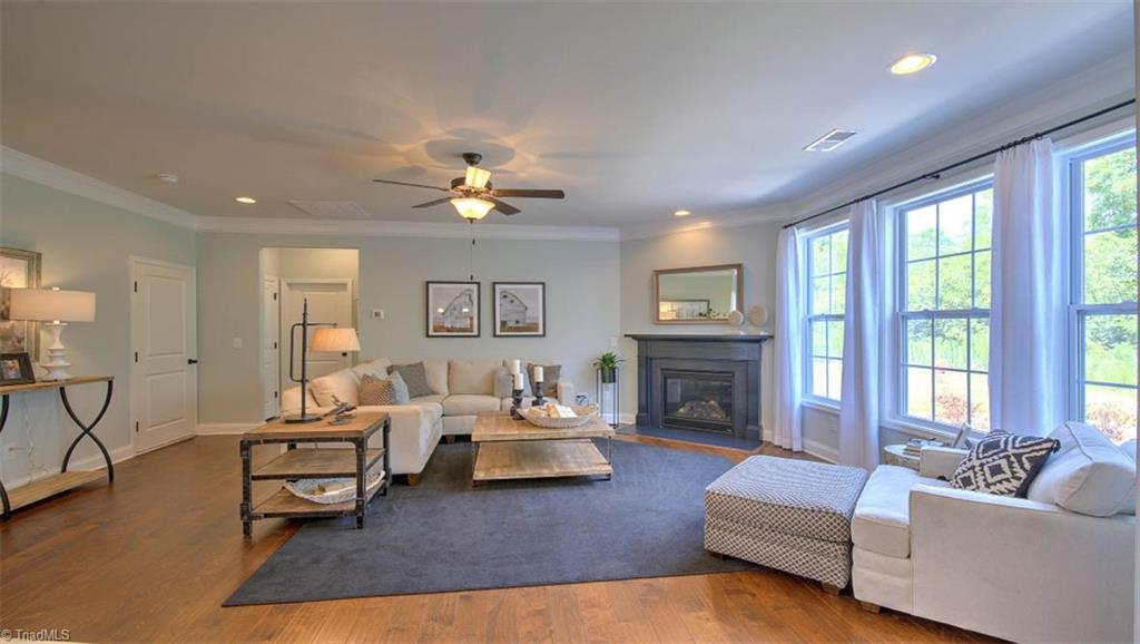 4214 Toucan Trail