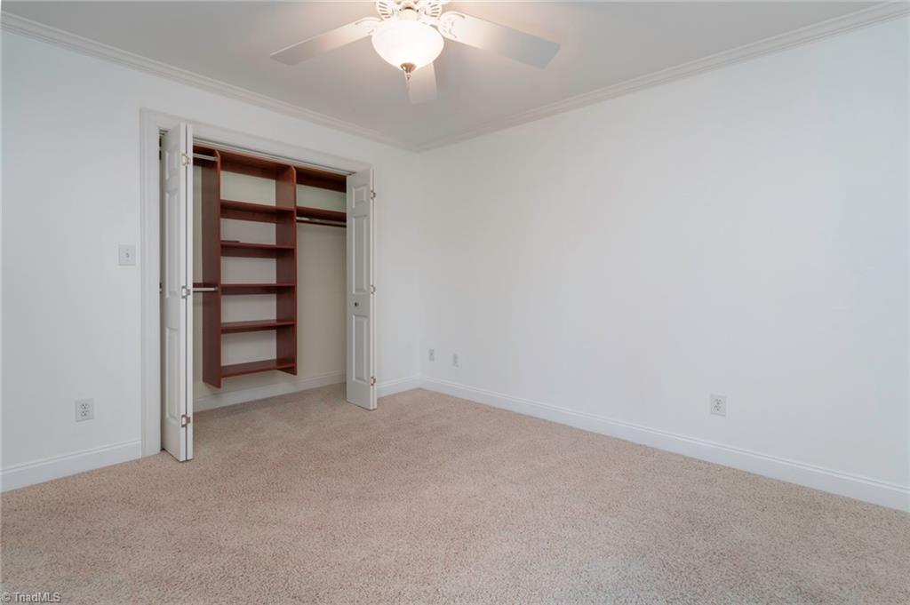 265 Nanzetta Way