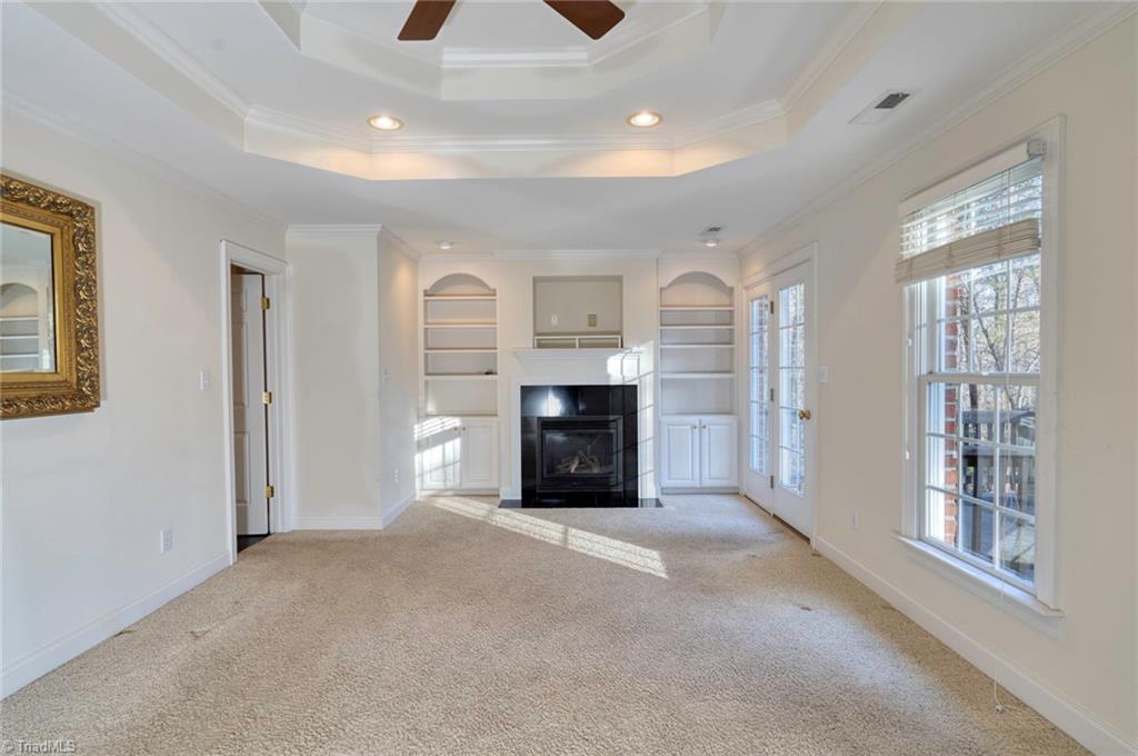 265 Nanzetta Way