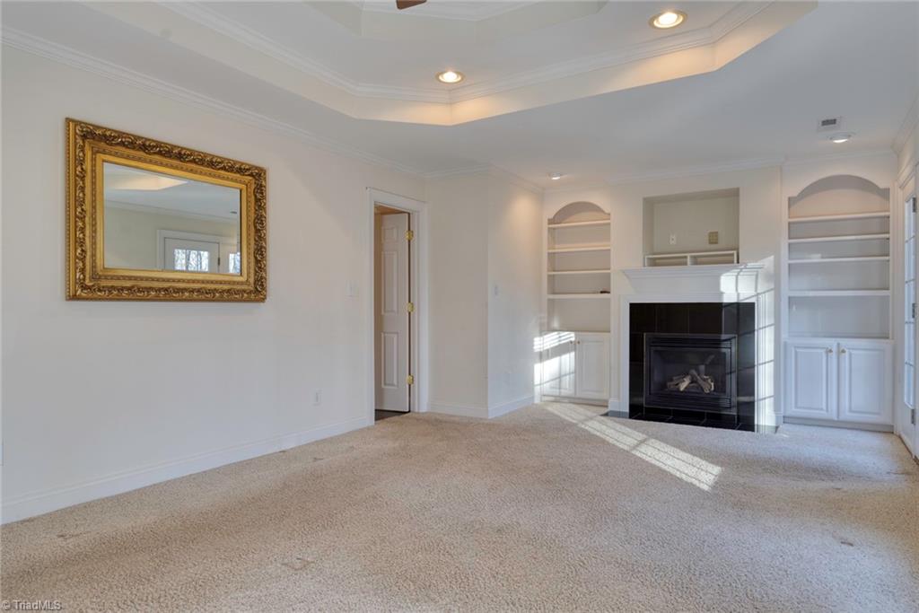 265 Nanzetta Way