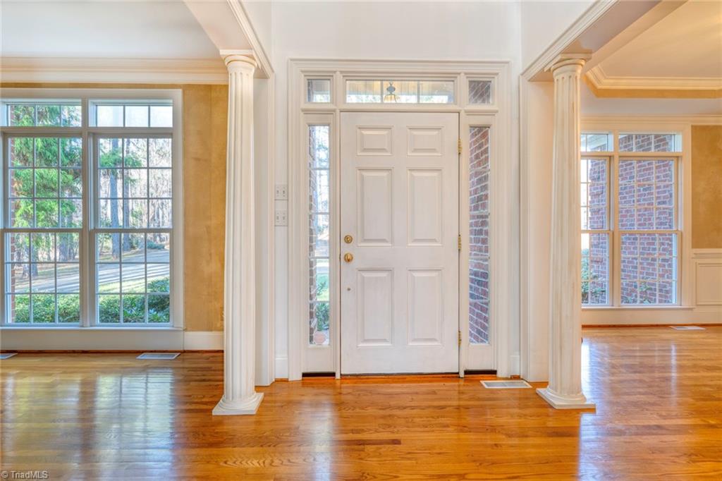 265 Nanzetta Way